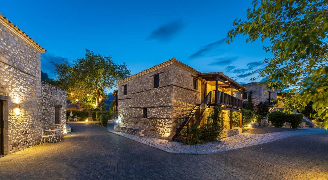 Semantron Traditional Village دياكوبتو المظهر الخارجي الصورة